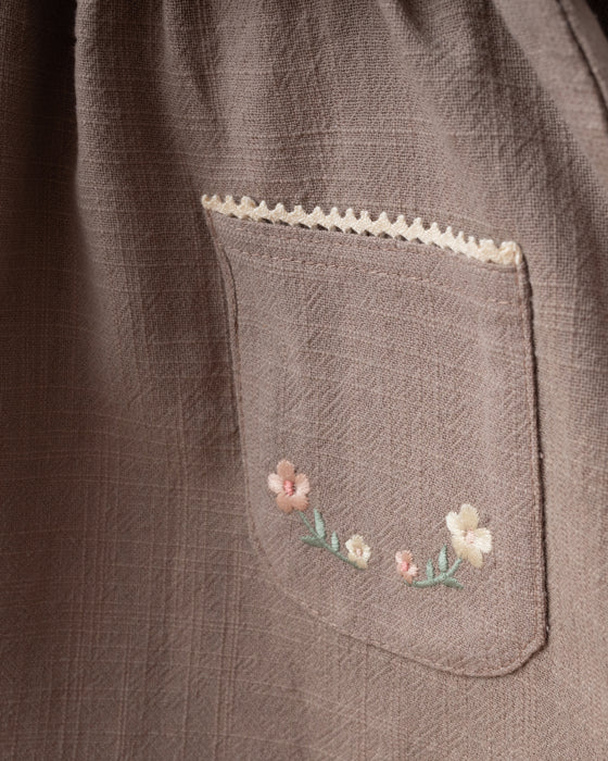 Nakış Detaylı Cepli Bebe Yaka Bayramlık Keten Kız Bebek Elbise ( 6-9 Ay / 2-3 Yaş)