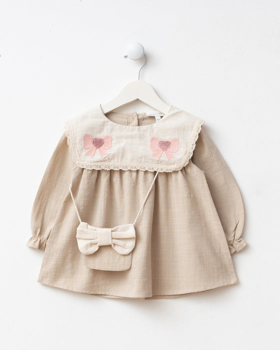 Nakış Detaylı Bebe Yaka Çantalı Bayramlık Keten Kız Bebek Elbise (6-9 Ay / 2-3 Yaş)