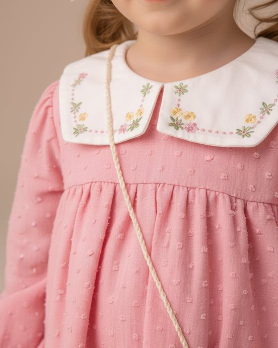 Kız Bebek Nakışlı Bebe Yaka Müslin Çantalı Elbise (6/9-2-3 Yaş)