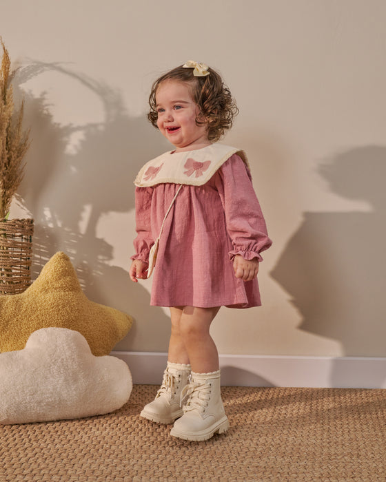 Nakış Detaylı Bebe Yaka Çantalı Bayramlık Keten Kız Bebek Elbise (6-9 Ay / 2-3 Yaş)