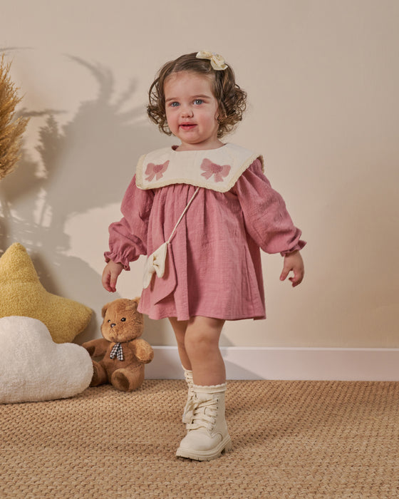 Nakış Detaylı Bebe Yaka Çantalı Bayramlık Keten Kız Bebek Elbise (6-9 Ay / 2-3 Yaş)